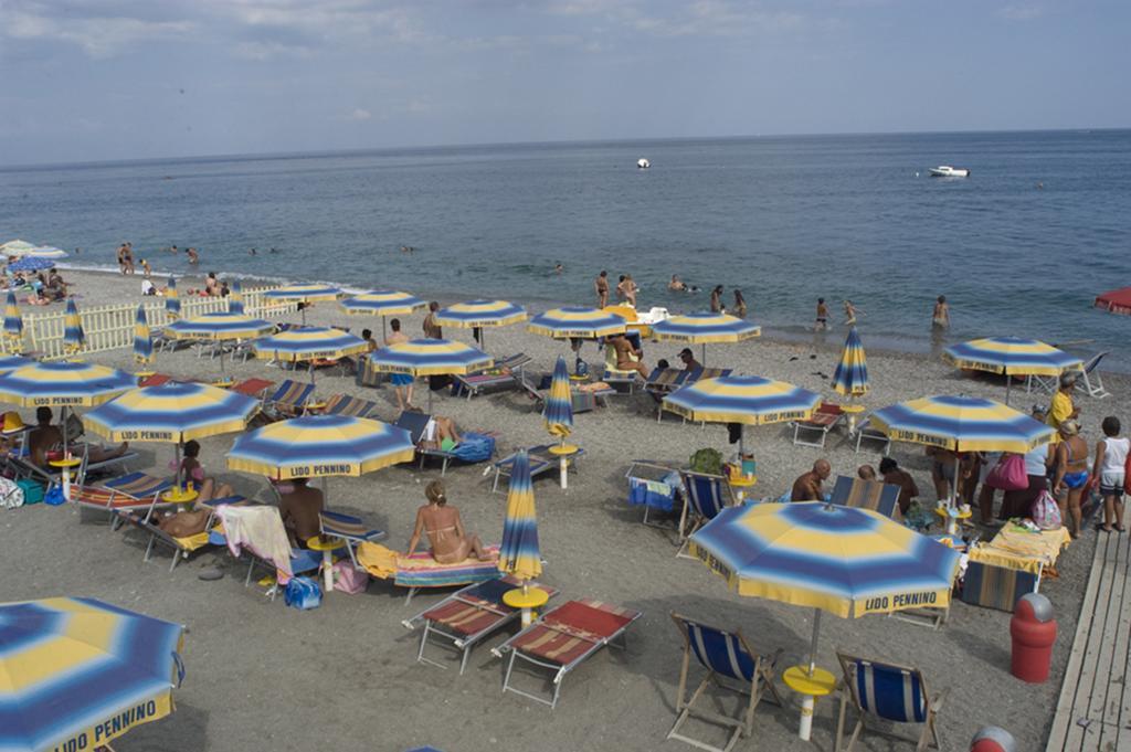 Bed and Breakfast I Colori Del Sole Fiumefreddo di Sicilia Exterior foto